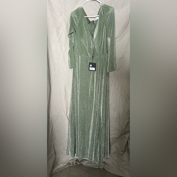 Mac Duggal 49088 NWT LONG SLEEVE FAUX WRAP A LINE GOWN - Picture 3 of 6